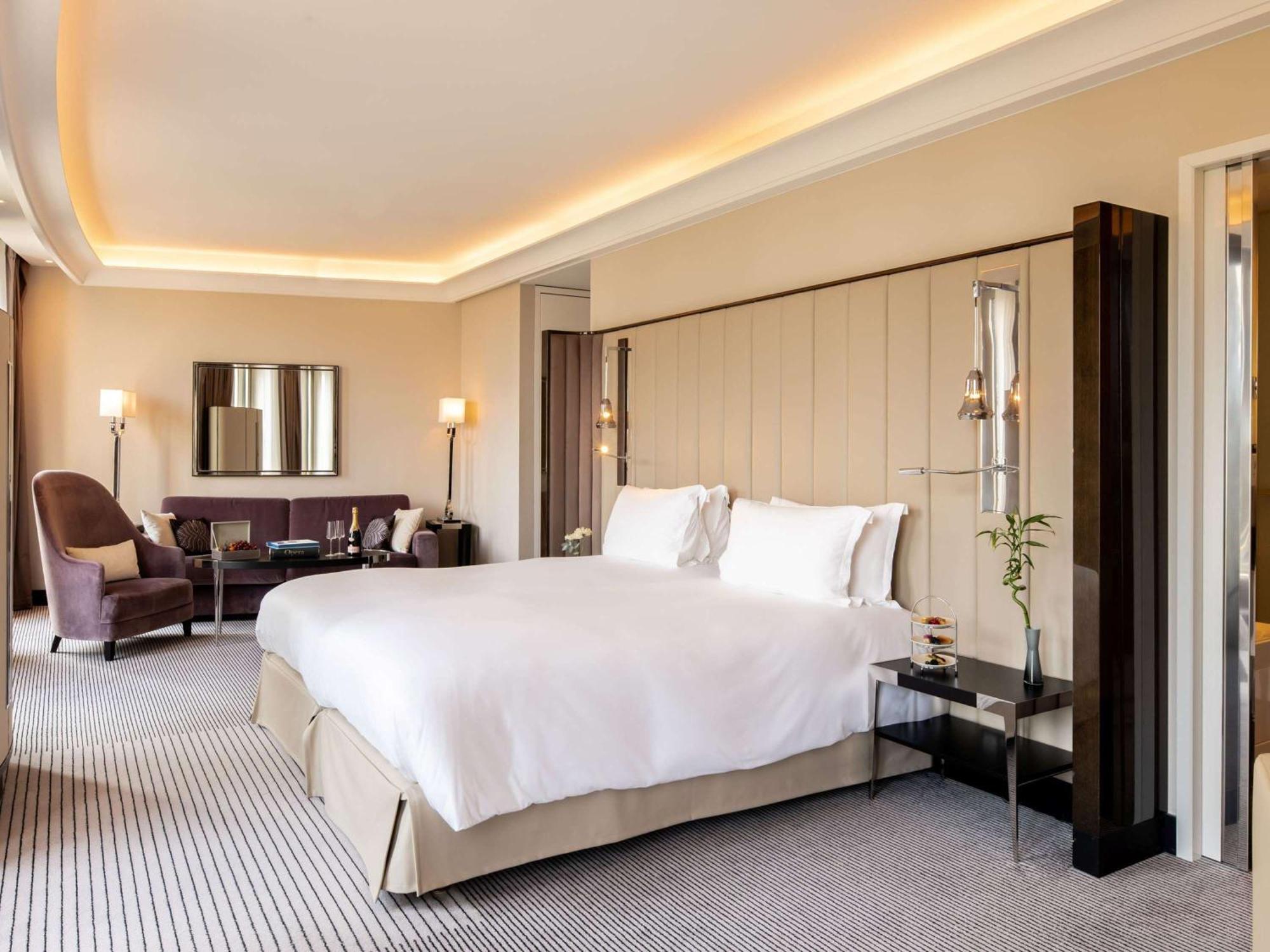 فندق سوفيتل فرانكفورت أوبرا المظهر الخارجي الصورة A suite at the InterContinental Paris Le Grand
